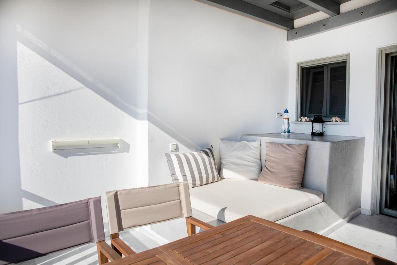 Caper-2 Bedroom Traditional Home With Amazing View เนาซา ภายนอก รูปภาพ