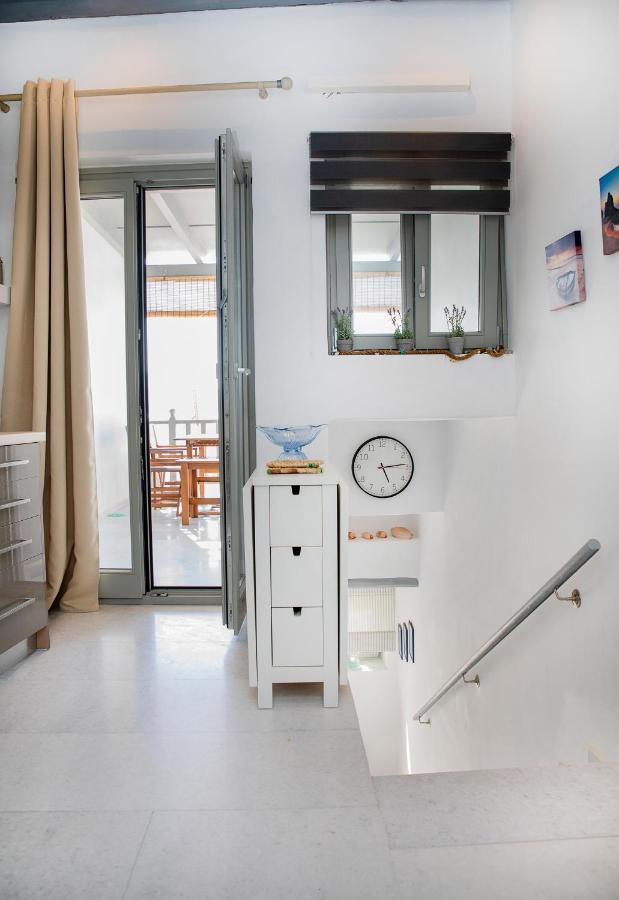 Caper-2 Bedroom Traditional Home With Amazing View เนาซา ภายนอก รูปภาพ