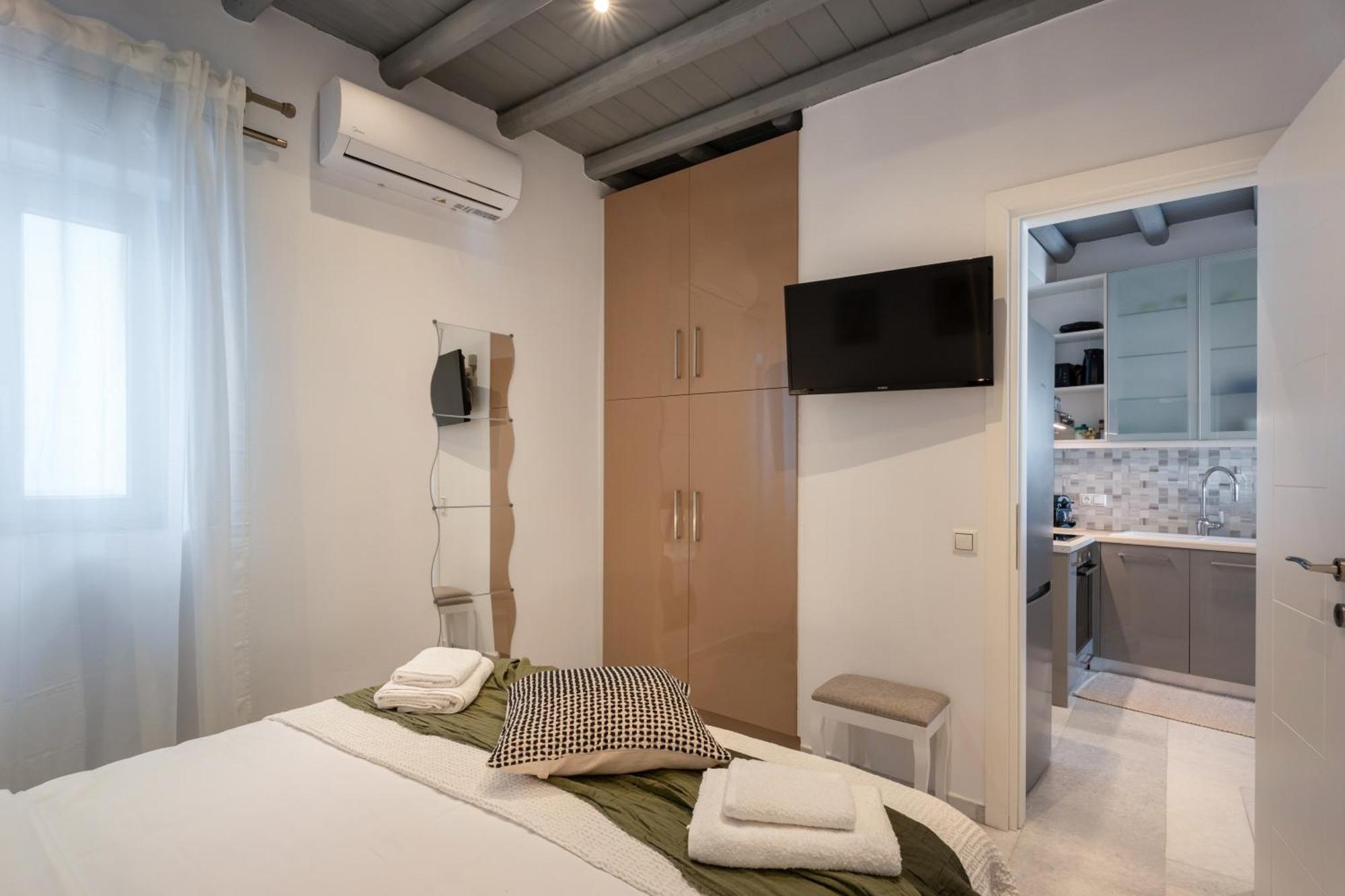 Caper-2 Bedroom Traditional Home With Amazing View เนาซา ภายนอก รูปภาพ