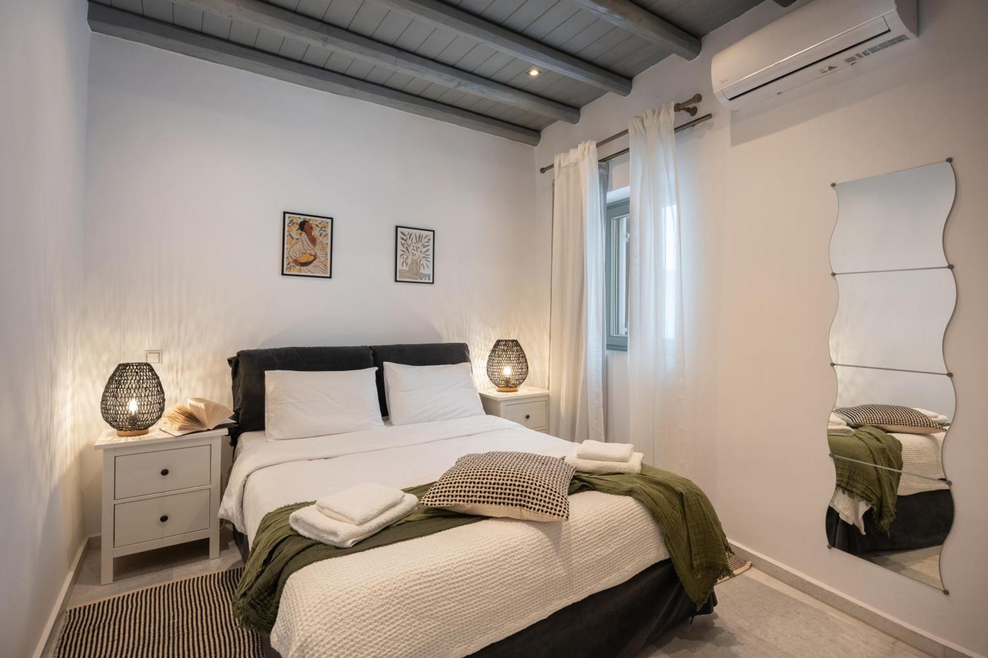 Caper-2 Bedroom Traditional Home With Amazing View เนาซา ภายนอก รูปภาพ