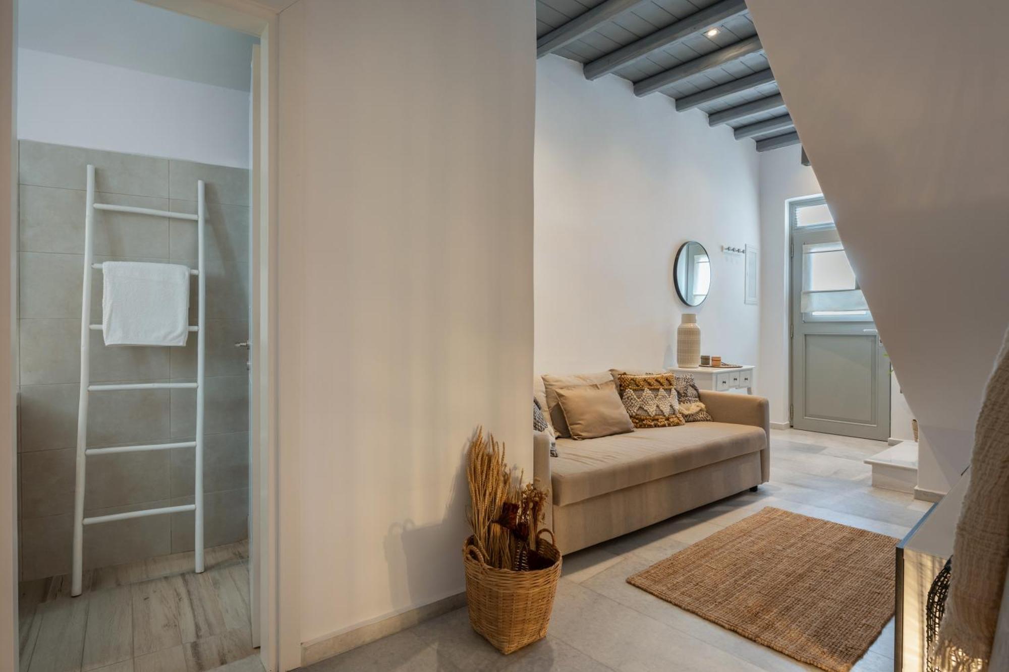 Caper-2 Bedroom Traditional Home With Amazing View เนาซา ภายนอก รูปภาพ
