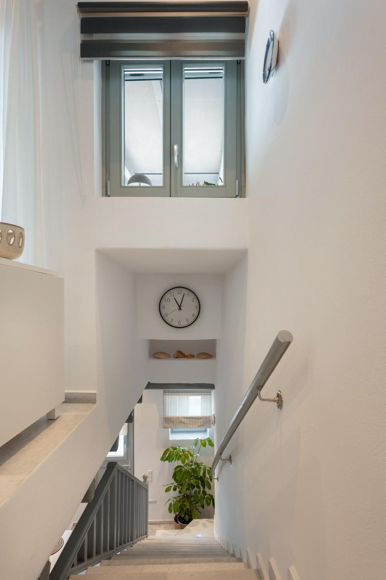 Caper-2 Bedroom Traditional Home With Amazing View เนาซา ภายนอก รูปภาพ