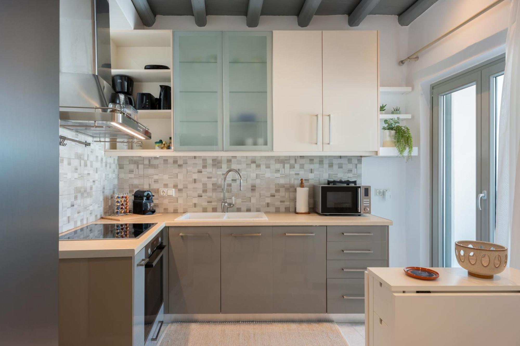 Caper-2 Bedroom Traditional Home With Amazing View เนาซา ภายนอก รูปภาพ